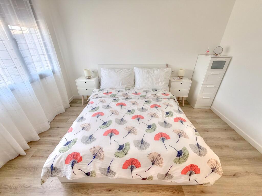 Flat for Rent in Benajarafe
