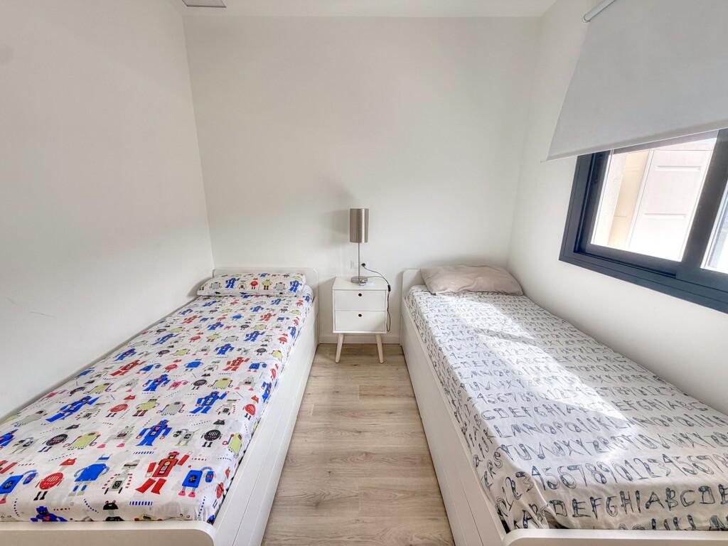 Flat for Rent in Benajarafe