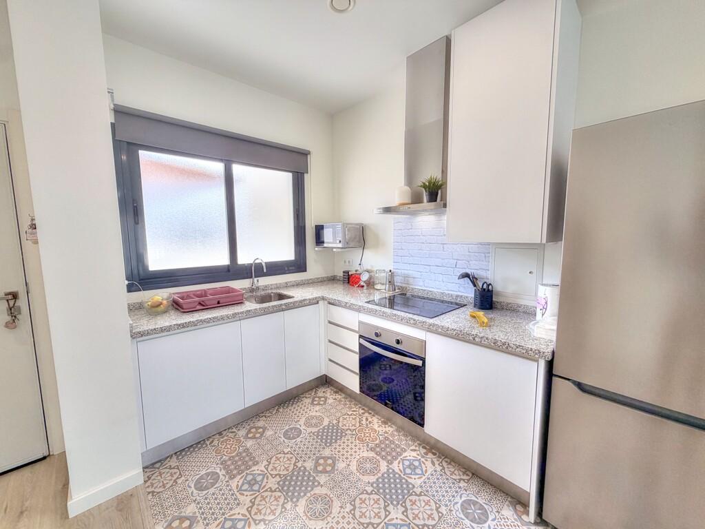 Flat for Rent in Benajarafe