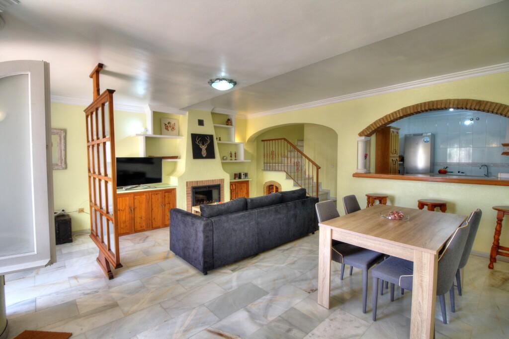 House for Rent in Benajarafe