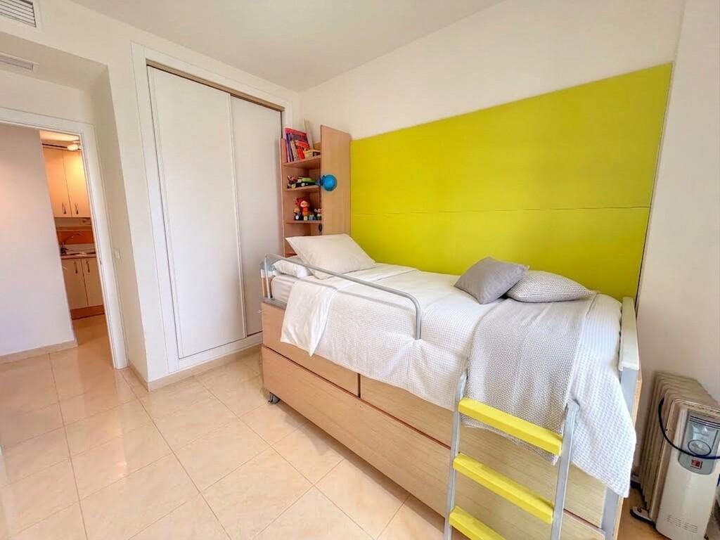 Apartment for Rent in Benajarafe