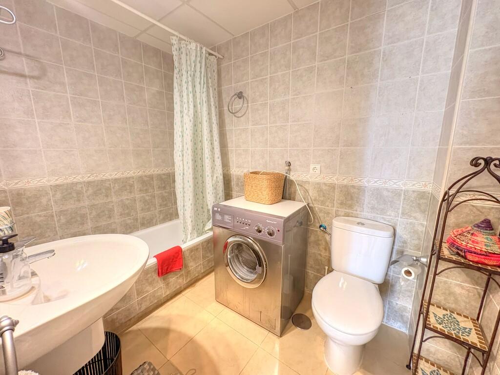 Apartment for Rent in Benajarafe