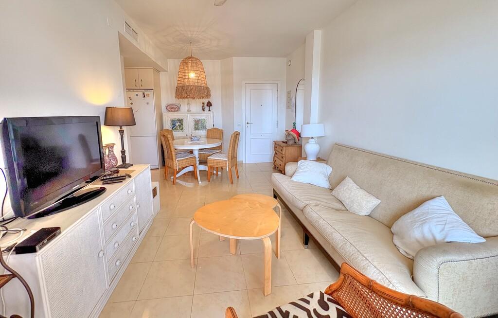 Apartment for Rent in Benajarafe