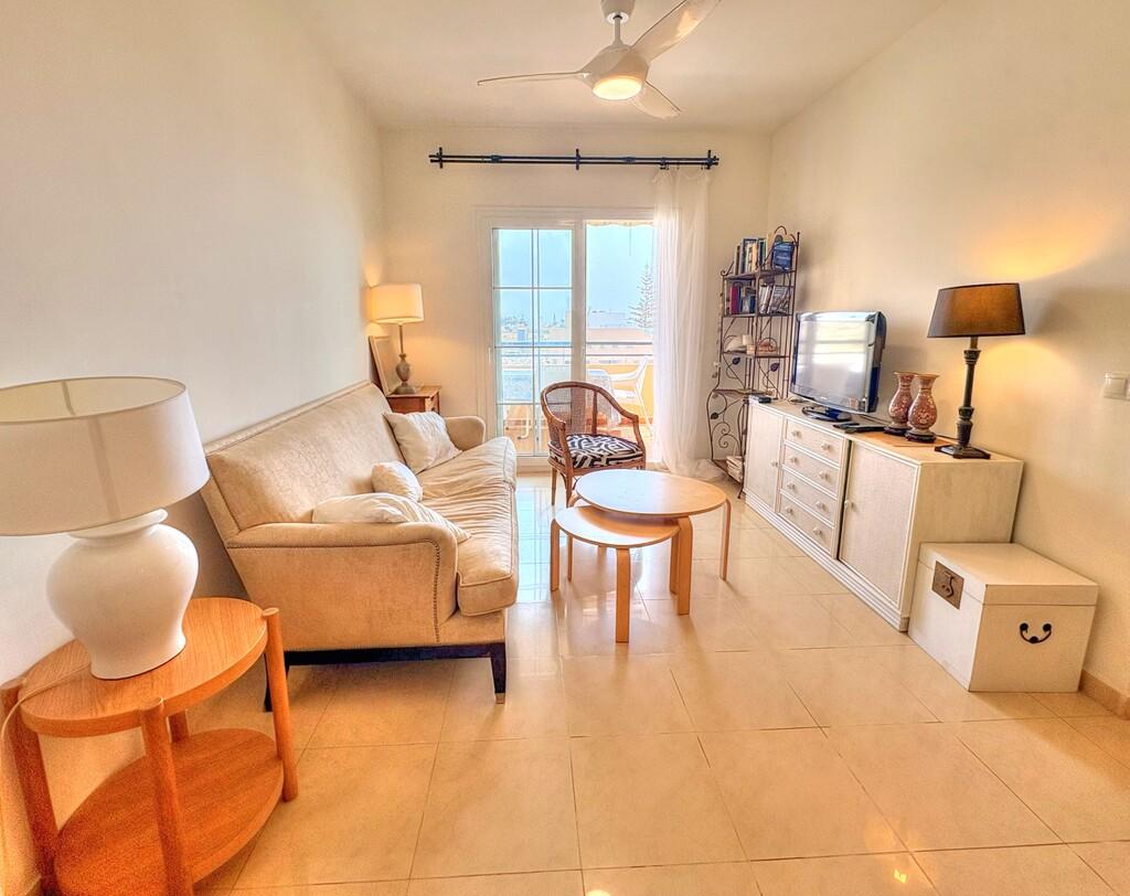Apartment for Rent in Benajarafe