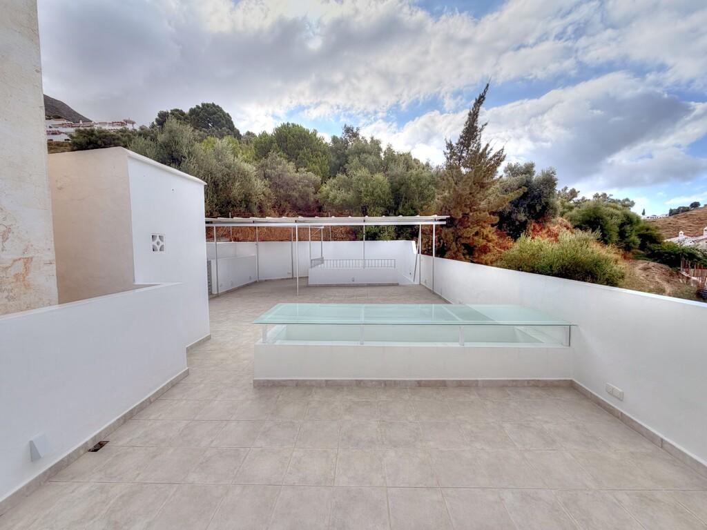 House for Sale in Cómpeta