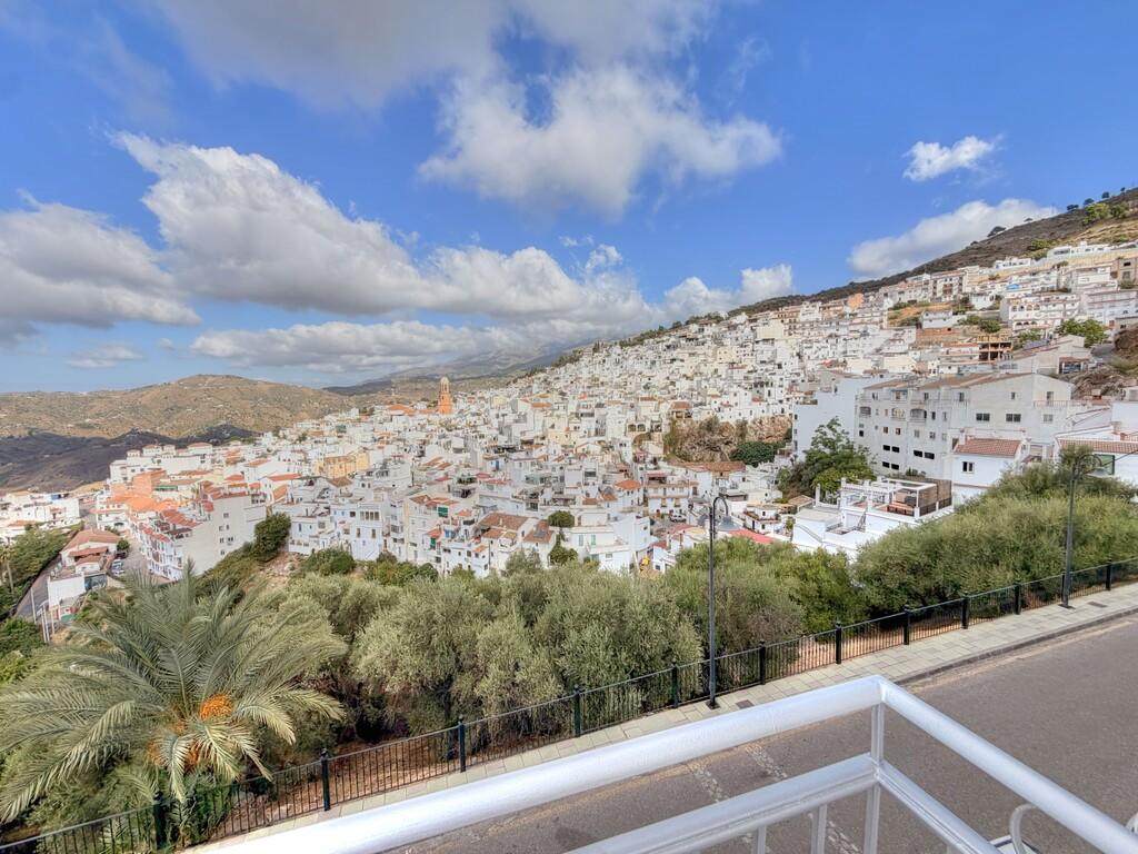 House for Sale in Cómpeta