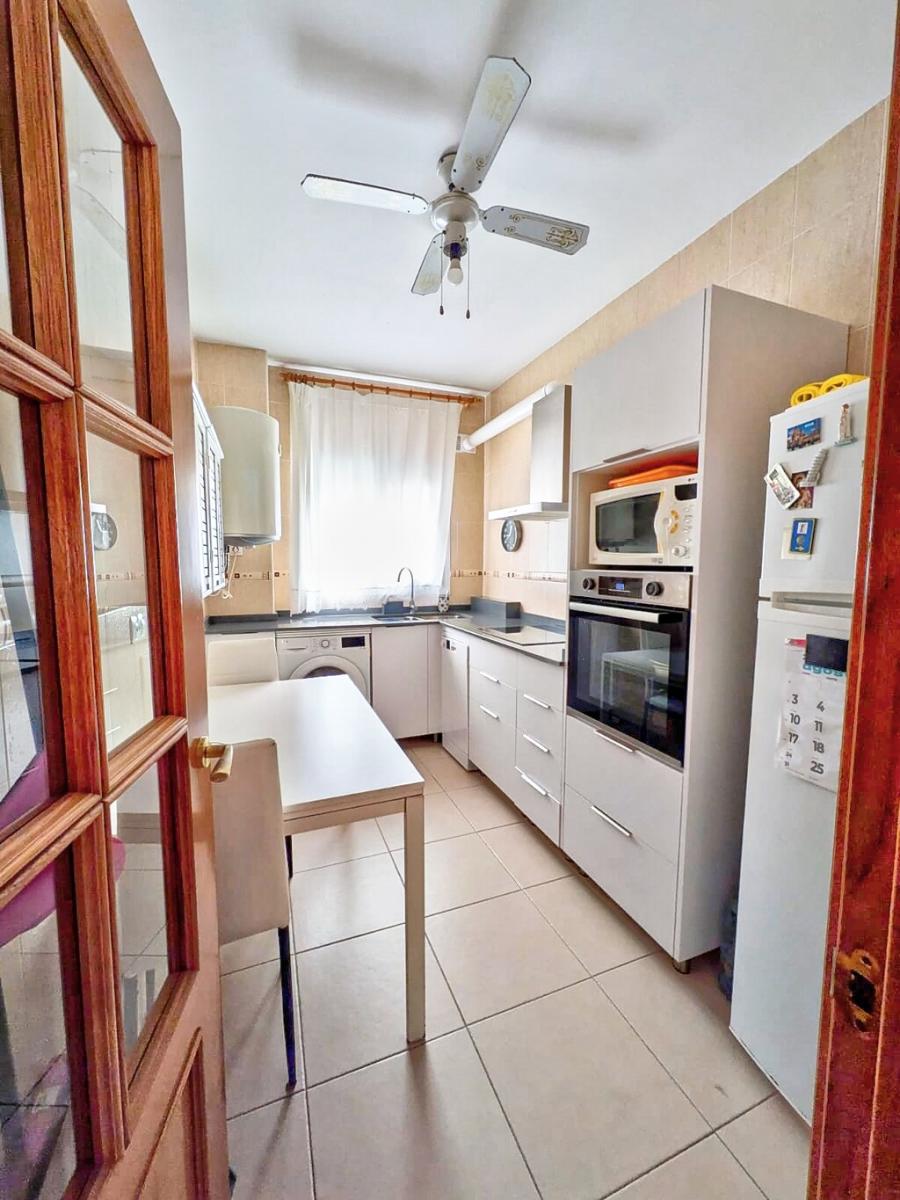 Penthouse for Rent in Viñuela