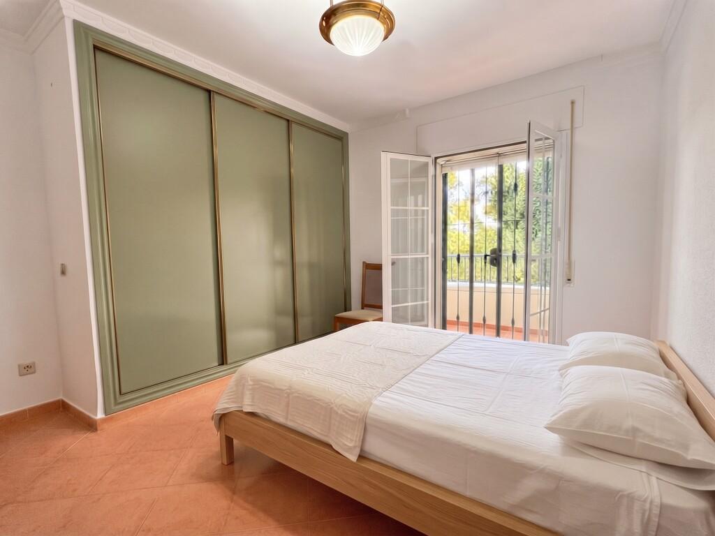 House for Sale in Benajarafe