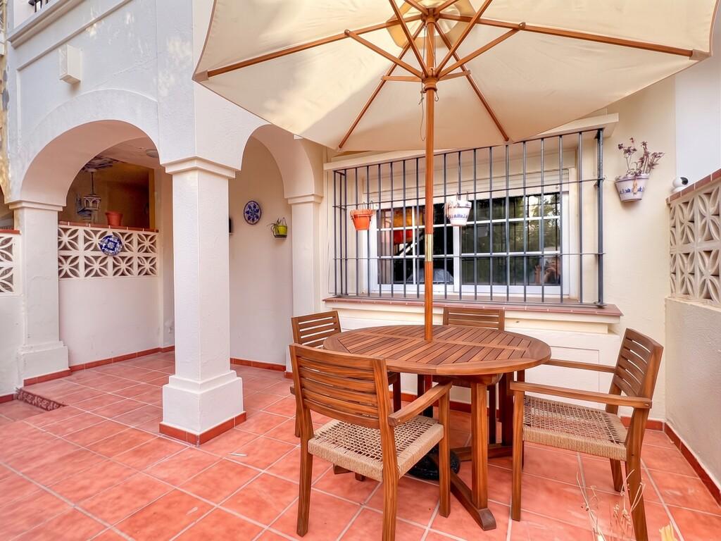 House for Sale in Benajarafe