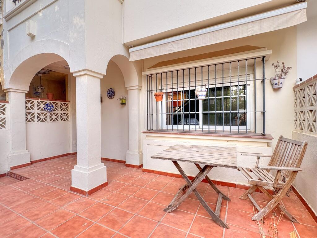House for Sale in Benajarafe