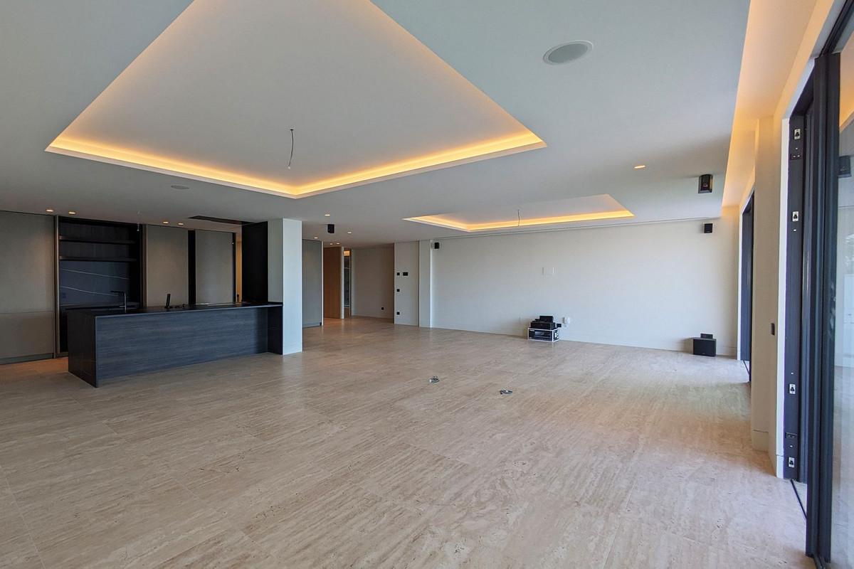 Apartamento en Venta en Estepona