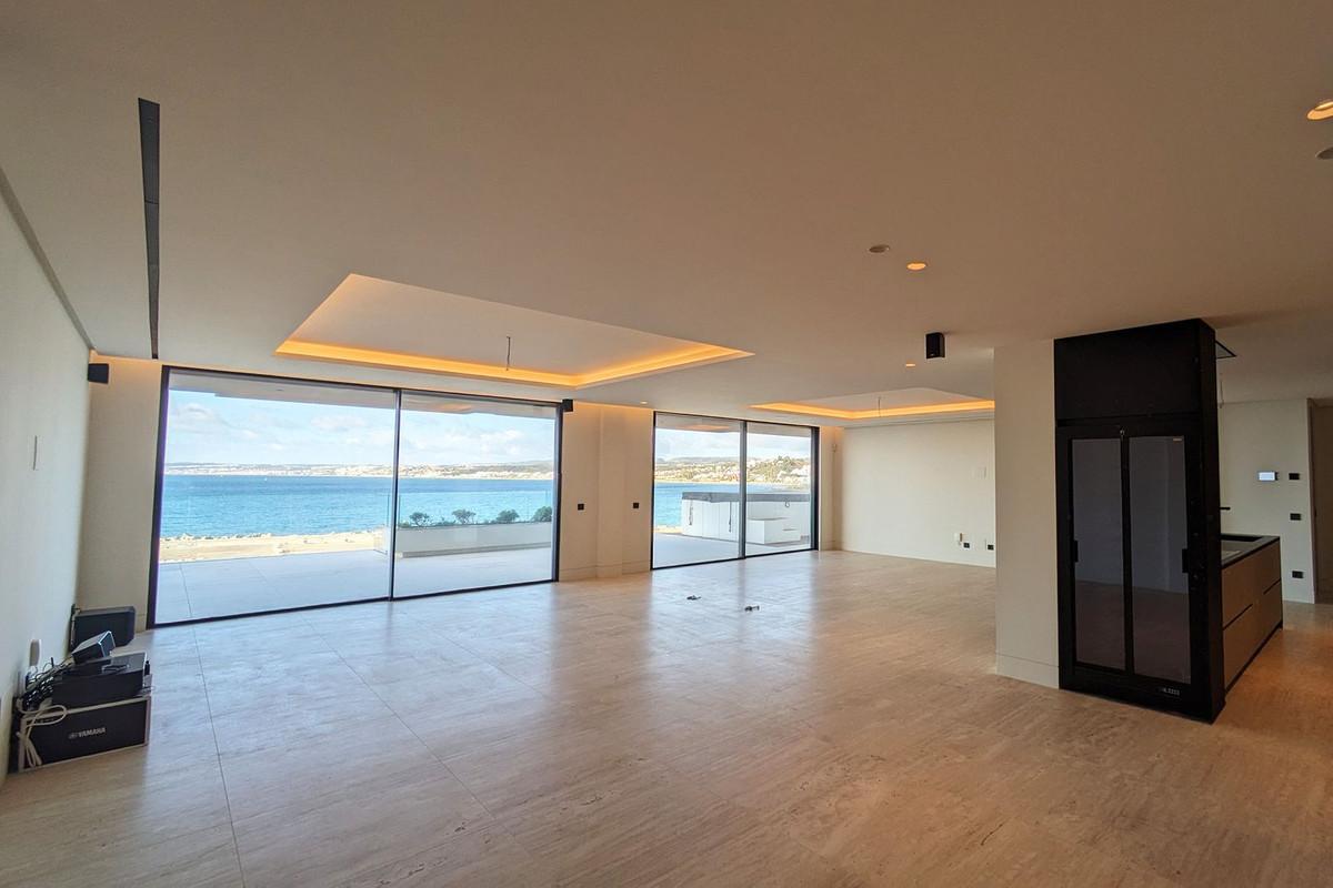 Apartamento en Venta en Estepona