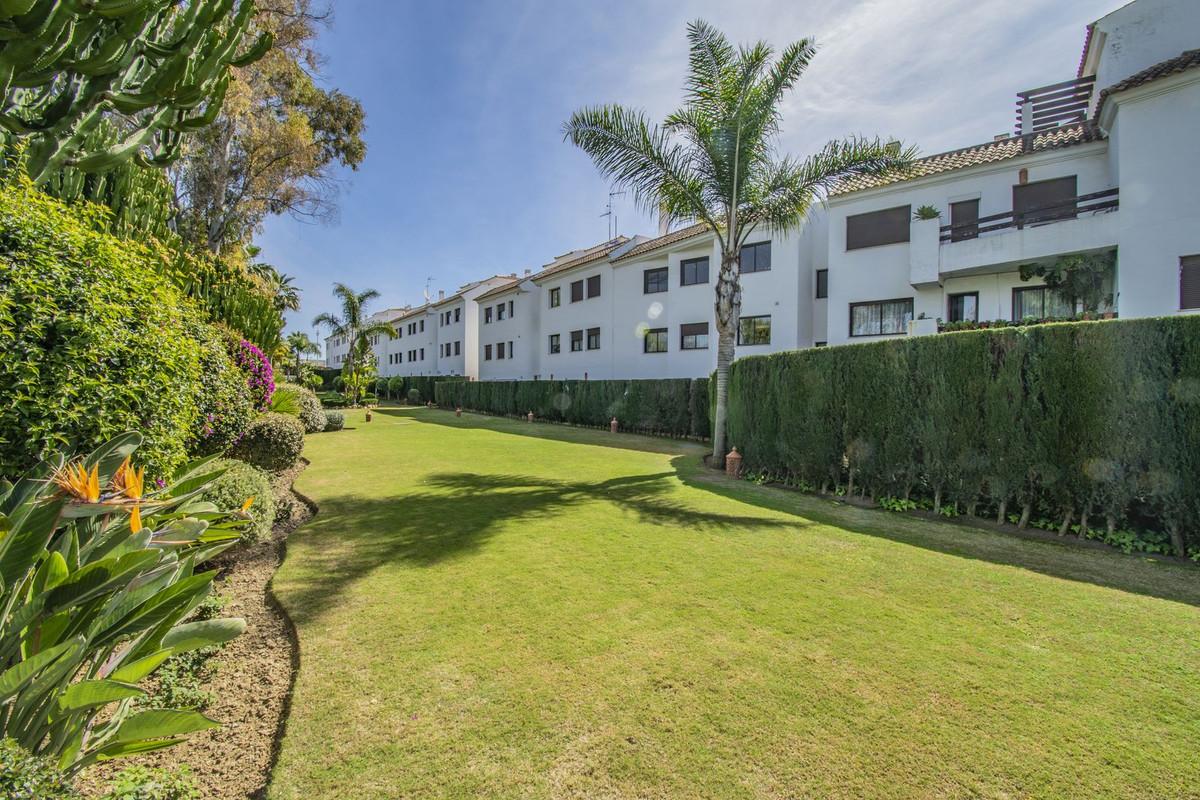 Apartamento en Venta en Estepona