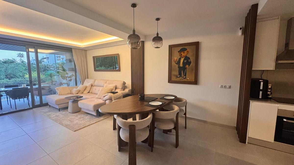 Apartamento en Venta en Estepona