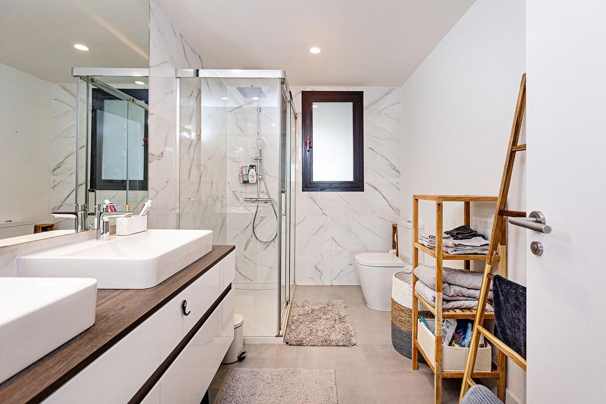 Apartamento en Venta en Estepona