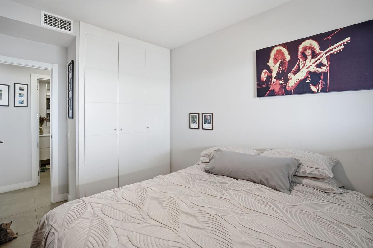 Apartment for Sale in Benalmádena