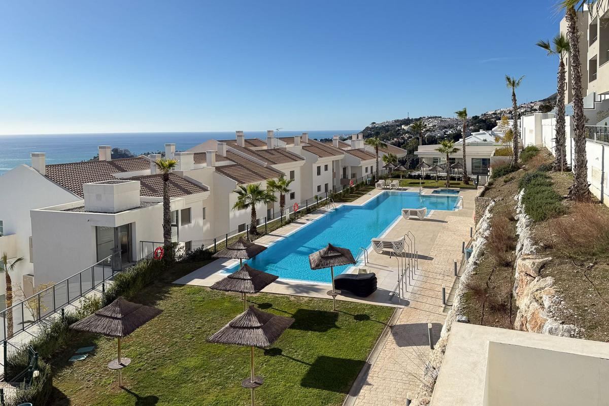 Apartment for Sale in Benalmádena