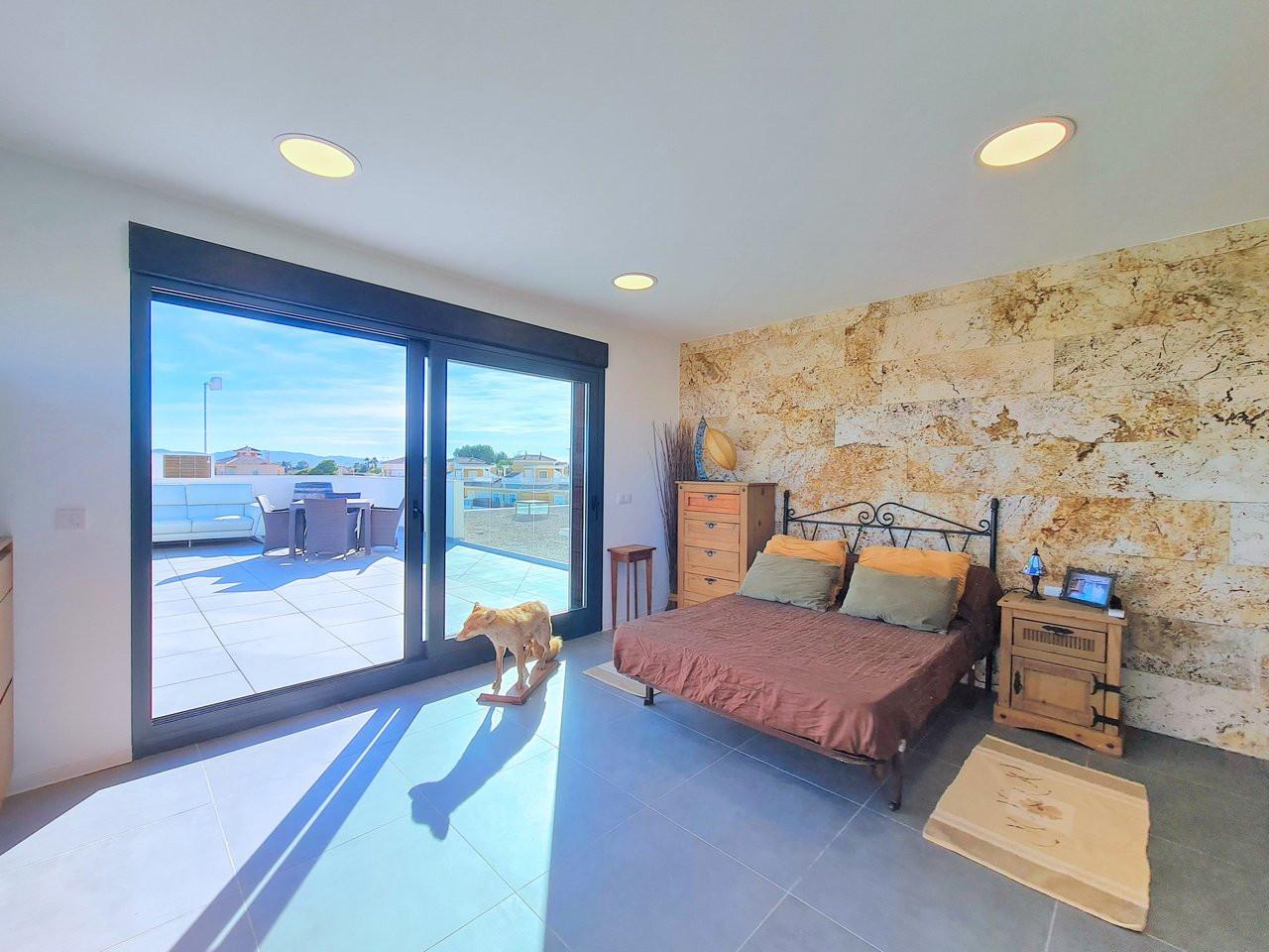 Villa for Sale in Los Alcázares