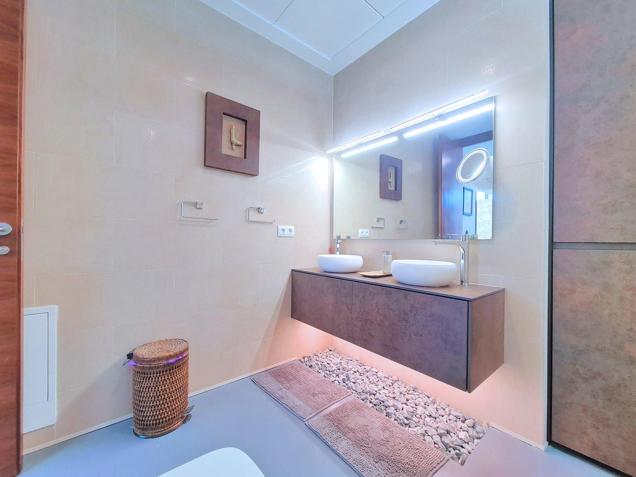 Villa for Sale in Los Alcázares