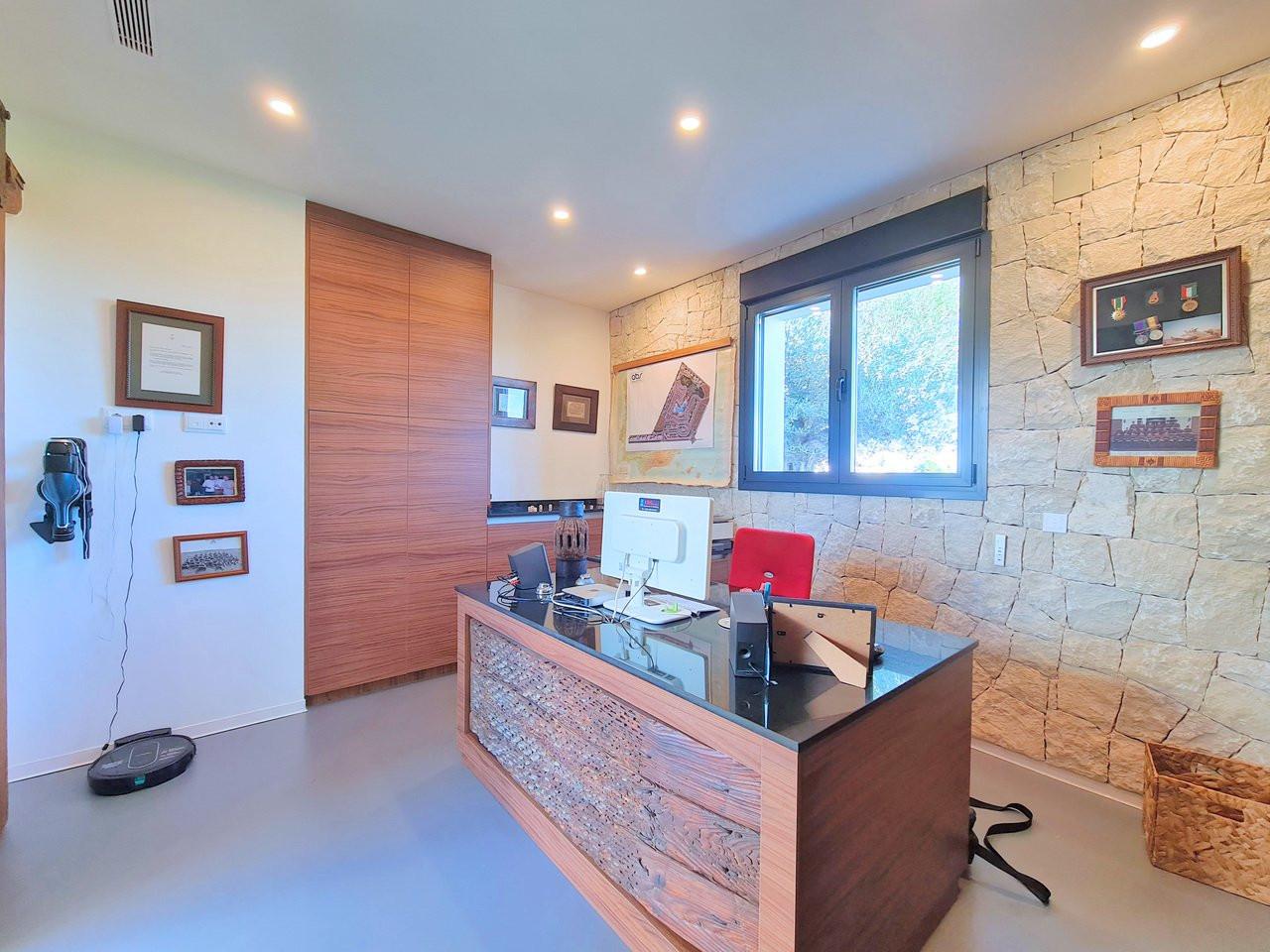 Villa for Sale in Los Alcázares