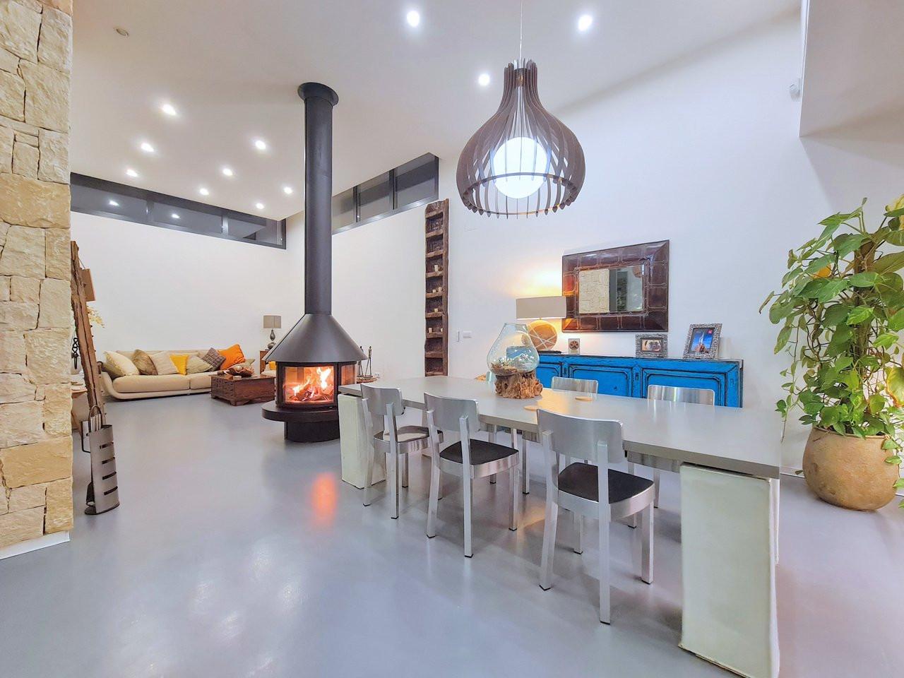 Villa for Sale in Los Alcázares