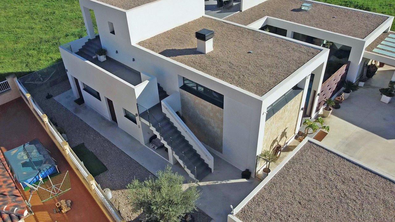 Villa for Sale in Los Alcázares
