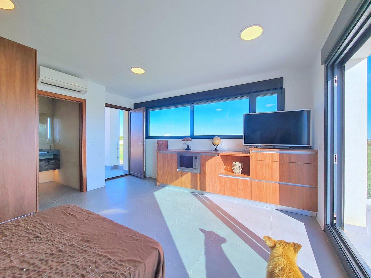 Villa for Sale in Los Alcázares