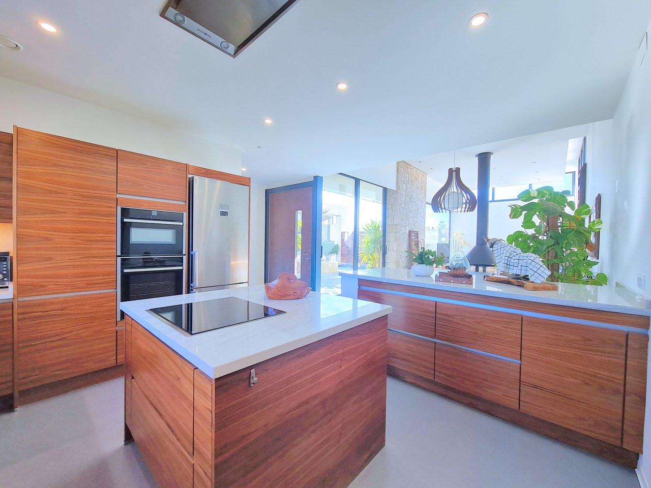 Villa for Sale in Los Alcázares