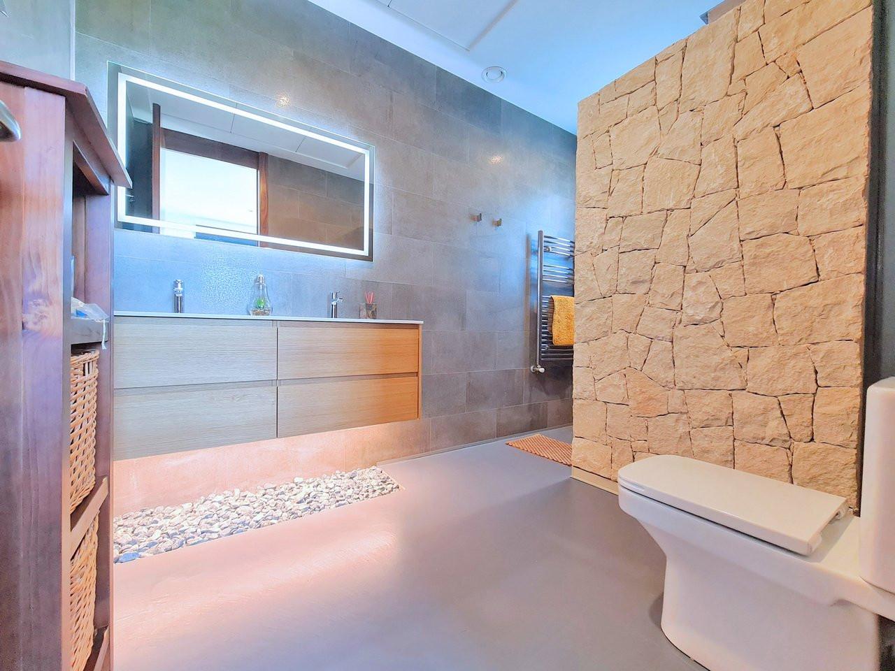Villa for Sale in Los Alcázares