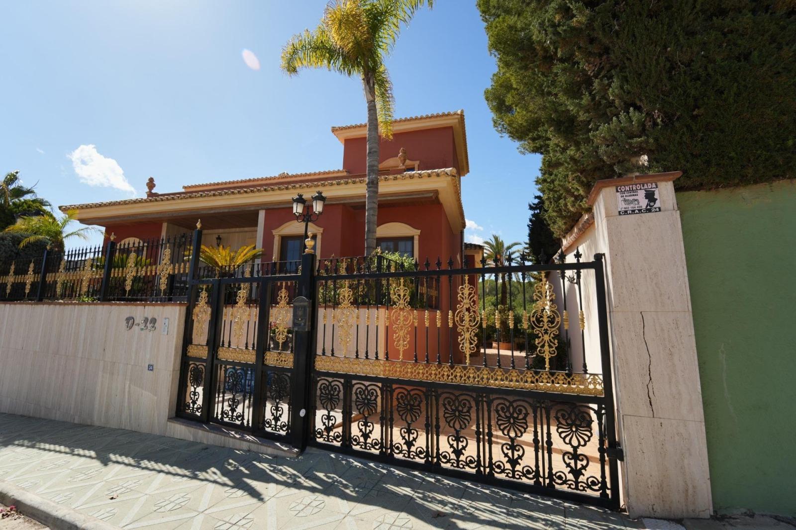 Villa en Venta en Orihuela
