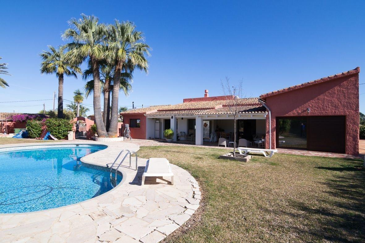 Villa en Venta en Dénia