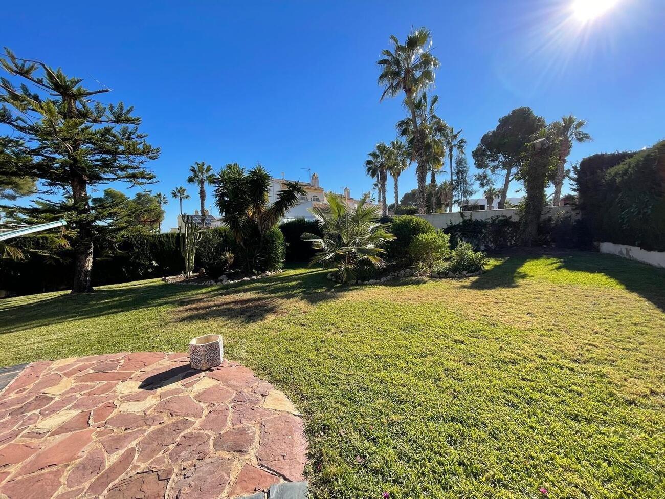 Villa en Venta en Orihuela
