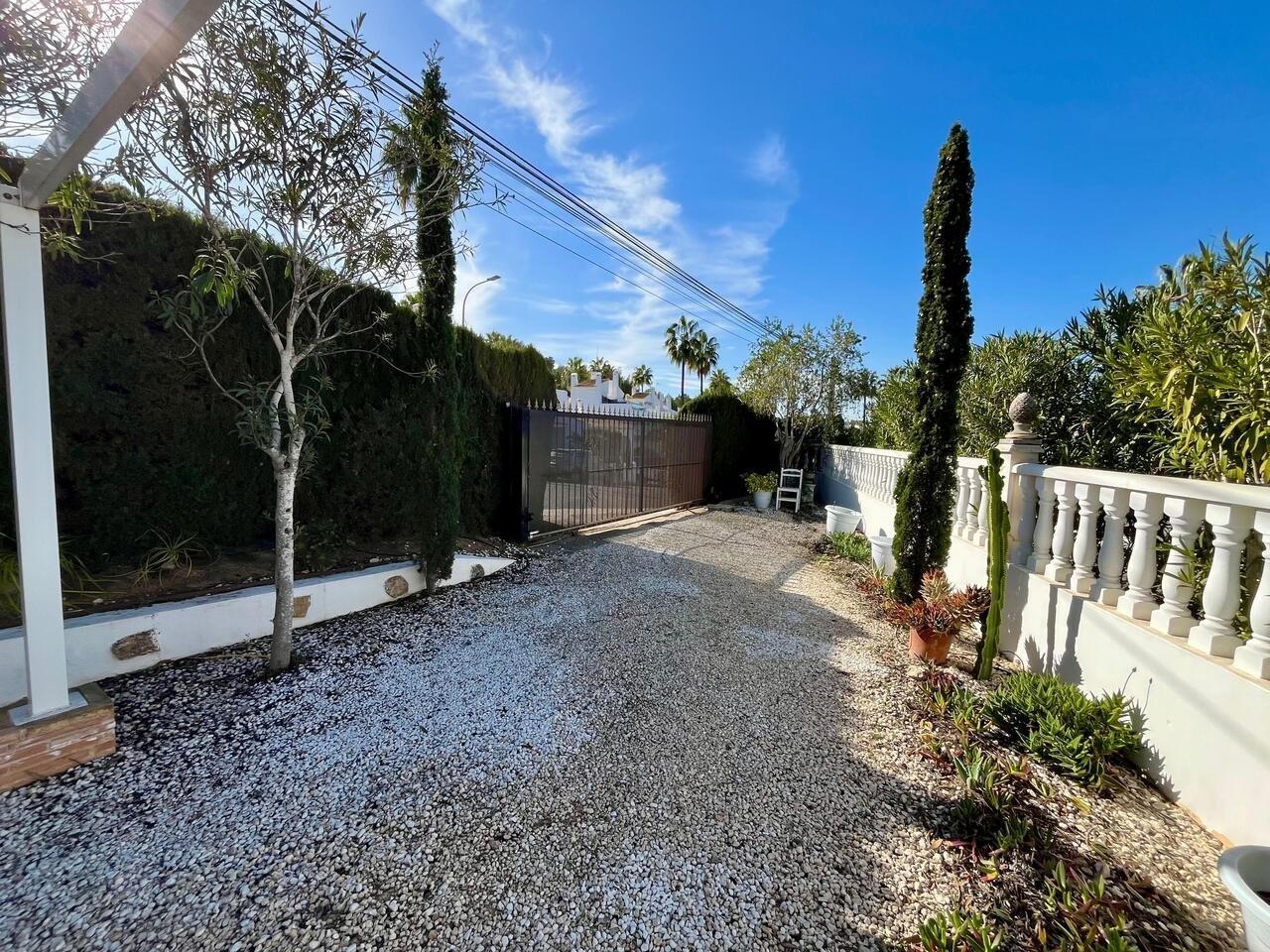 Villa en Venta en Orihuela