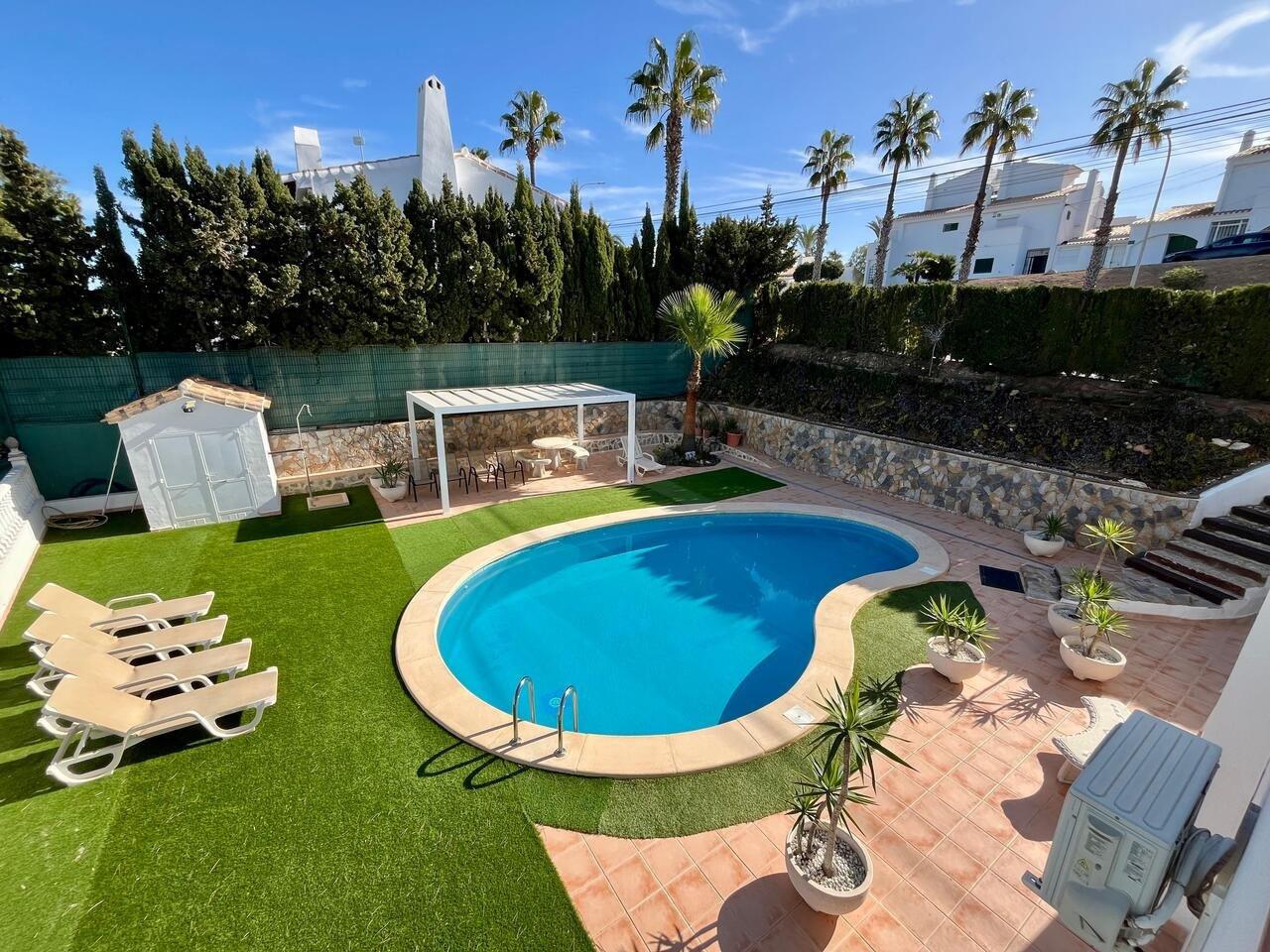 Villa en Venta en Orihuela