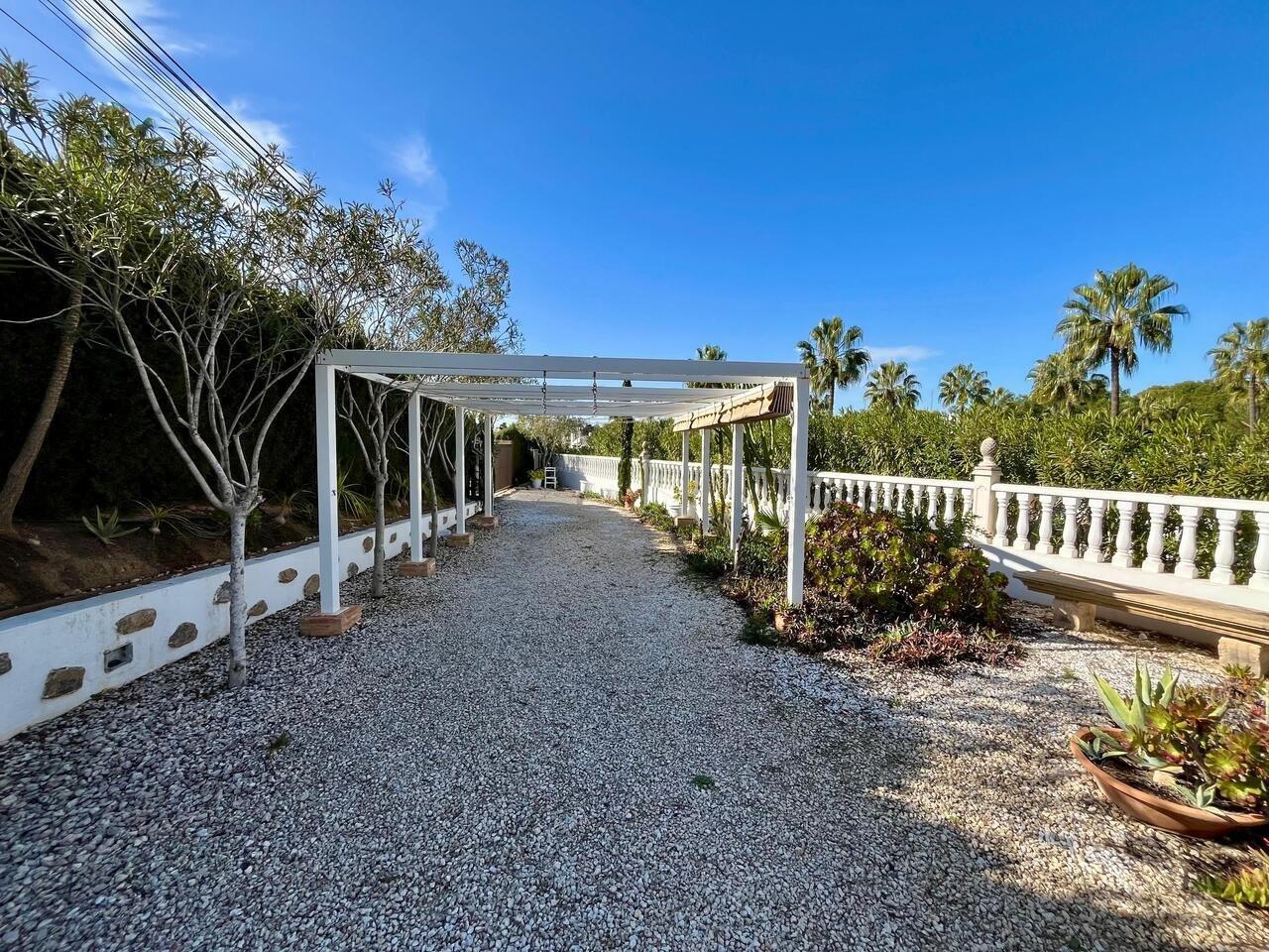 Villa en Venta en Orihuela