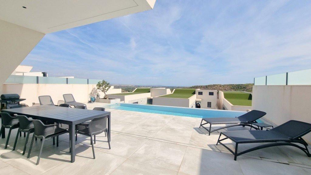 Villa en Venta en Rojales