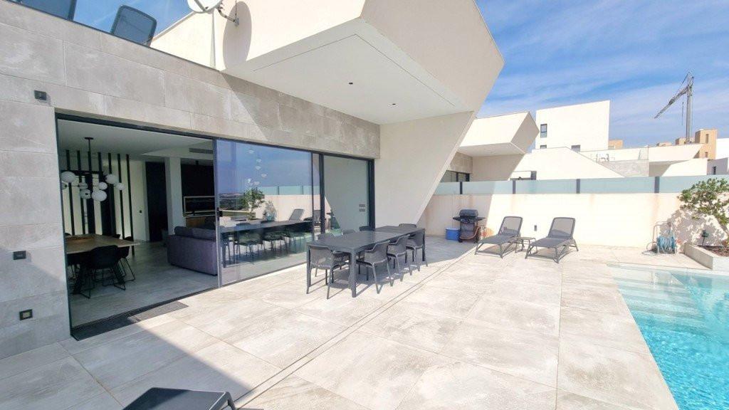 Villa en Venta en Rojales