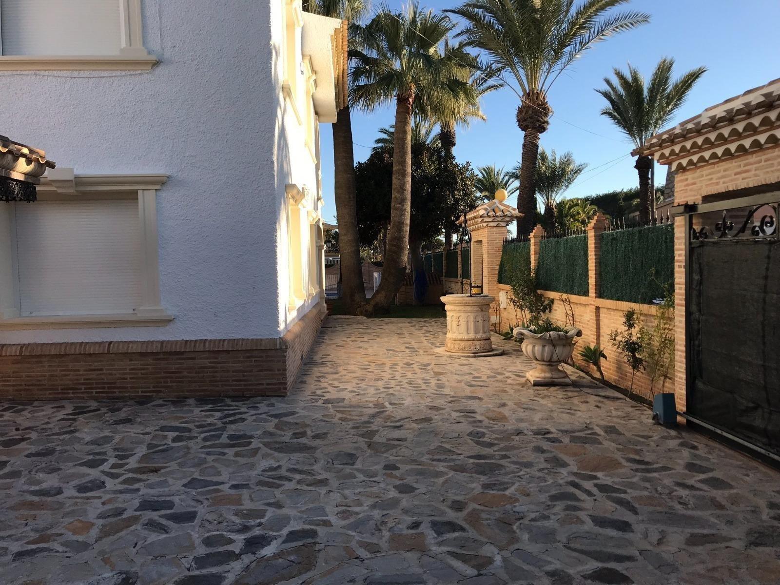 Villa en Venta en Orihuela