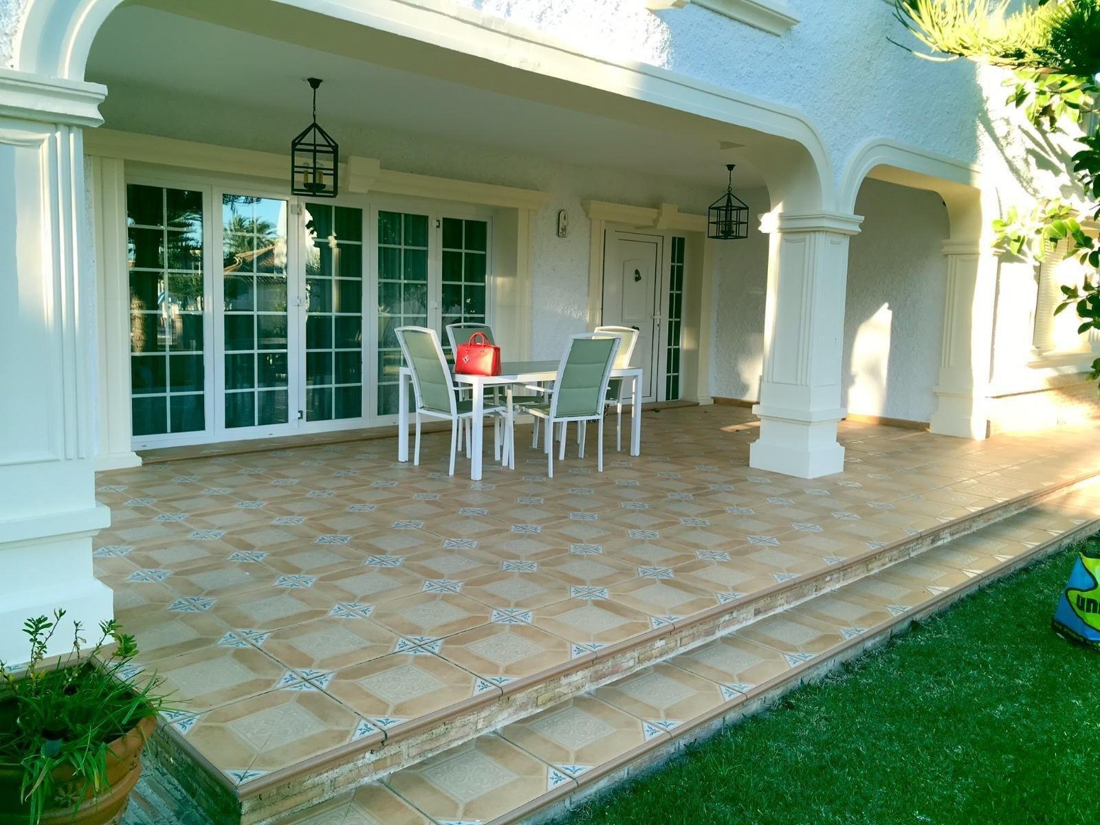 Villa en Venta en Orihuela