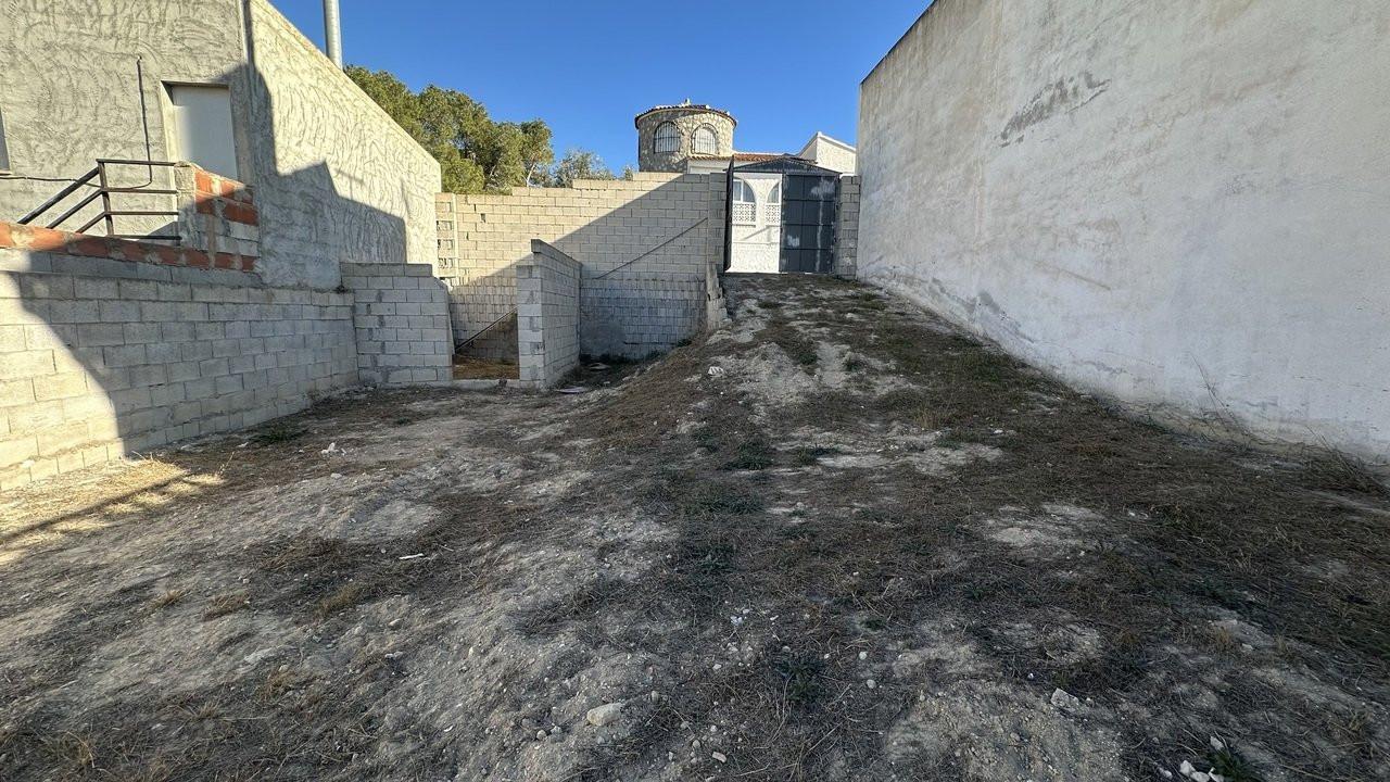 Building Site for Sale in Benijófar
