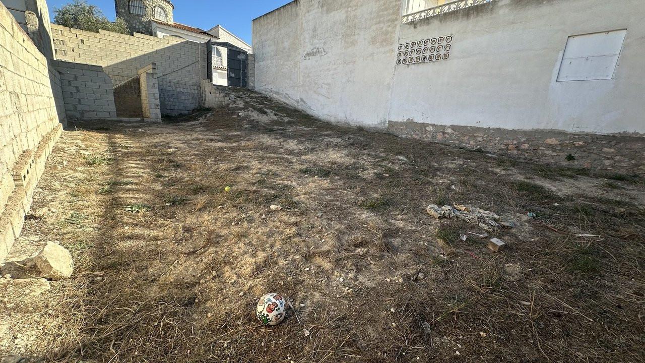 Building Site for Sale in Benijófar