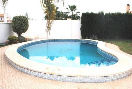 Villa en Venta en Orihuela