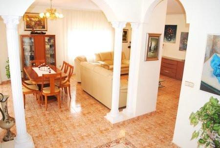 Villa en Venta en Orihuela