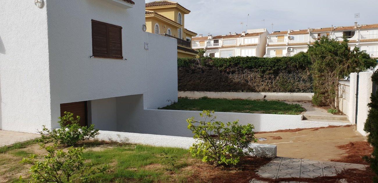 Villa en Venta en Orihuela