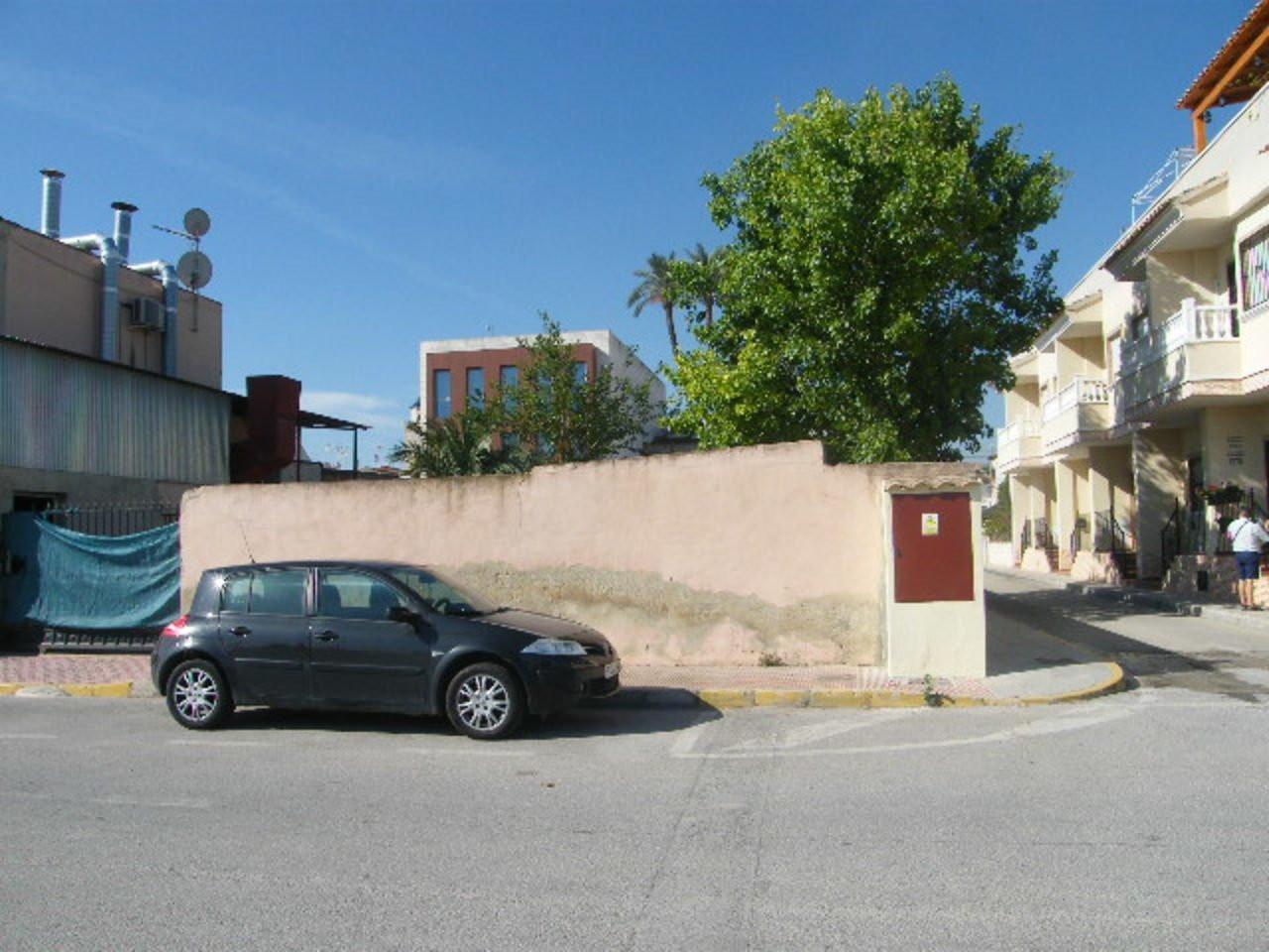 Solar en Venta en Daya Vieja