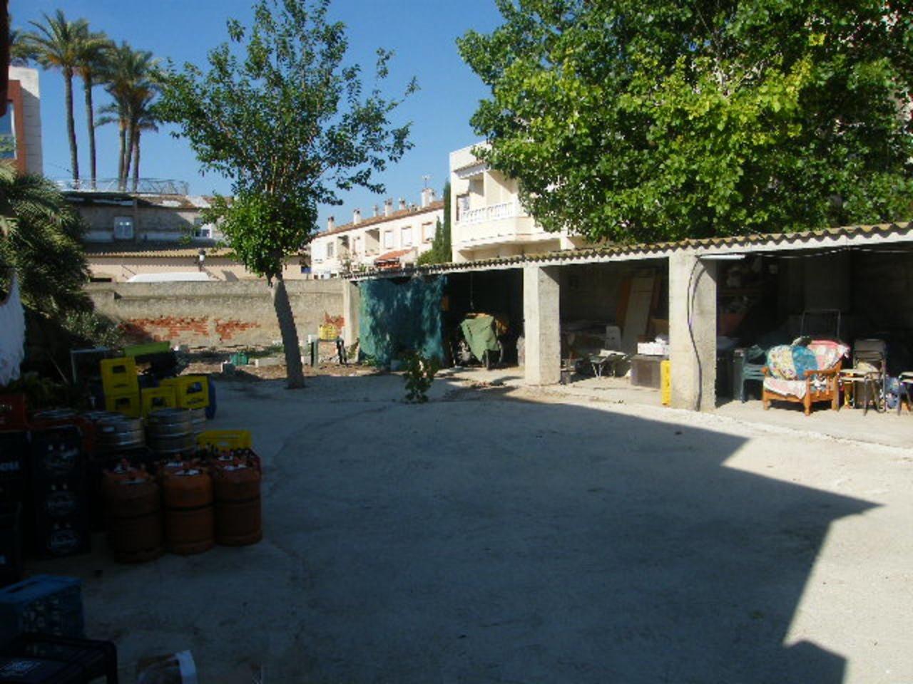 Solar en Venta en Daya Vieja