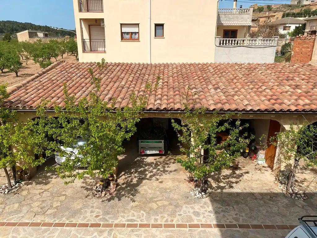 Chalet en Venta en Valjunquera
