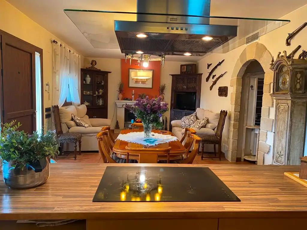 Chalet en Venta en Valjunquera