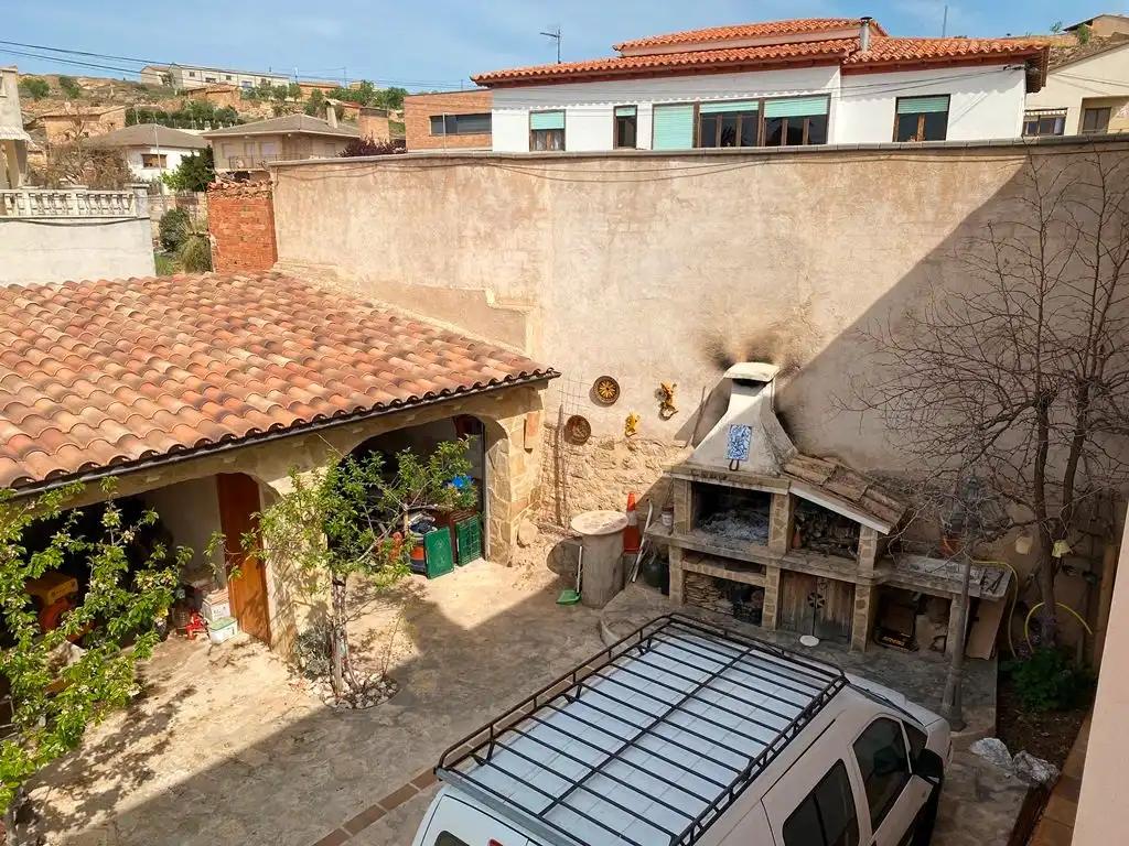 Chalet en Venta en Valjunquera