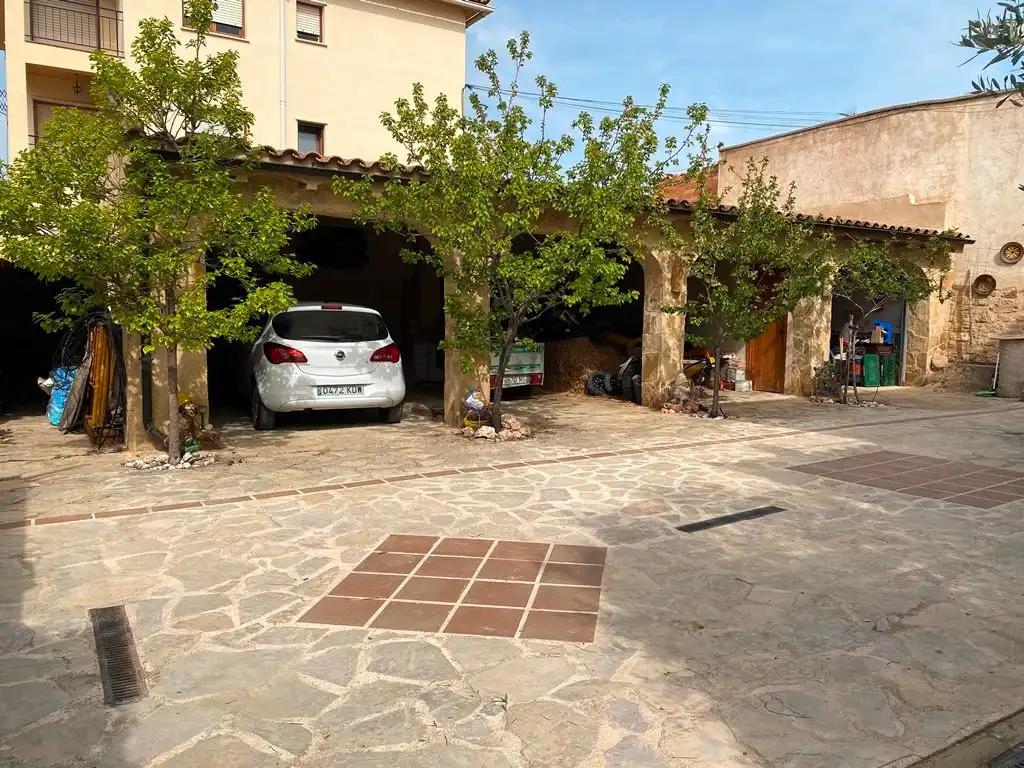 Chalet en Venta en Valjunquera